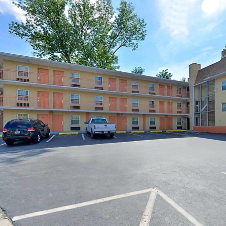 Americas Best Value Inn Media Philadelphia Exterior foto
